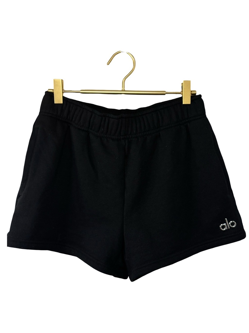 ALO Yoga Accolade Shorts in black